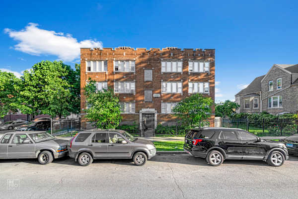 4301 W Potomac Ave property